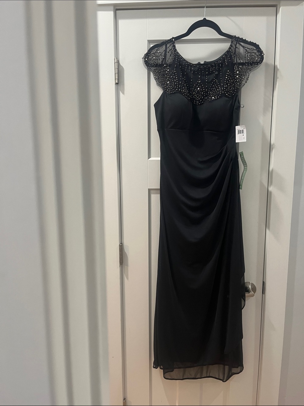 Evening Gala Night Out DJ-Jaz Black Midi Dress with Metallic Beading Size 8 NWT